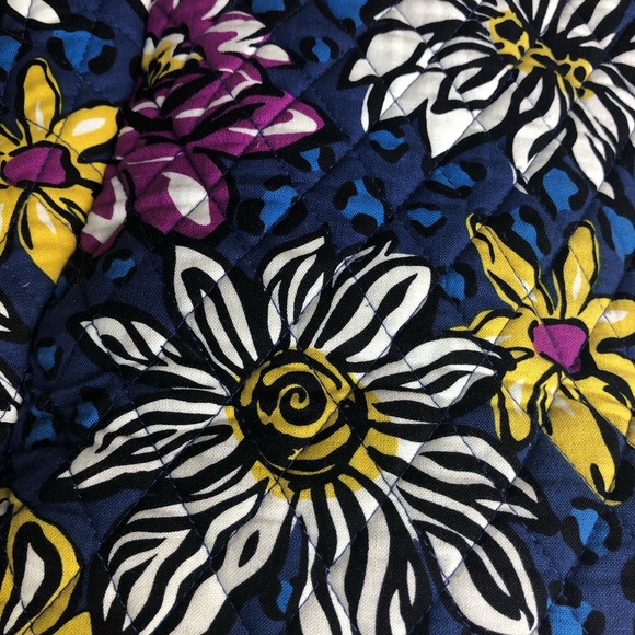 Vera Bradley purse (: - Picture 6 of 8